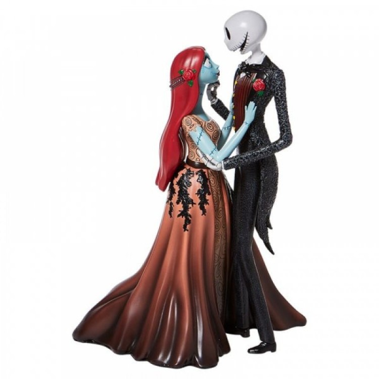 Disney Showcase Collection Jack and Sally Couture de Force Figurine